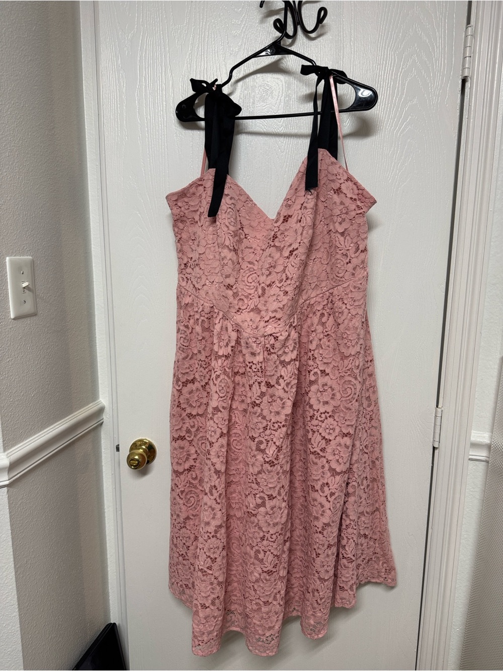 torrid Rose Pink Lace Midi Dress with Black Tie Straps